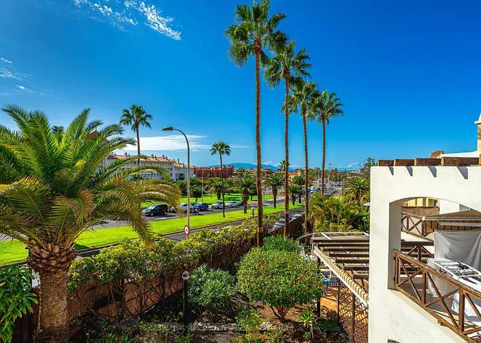 Oasi La Caleta Апартаменты *