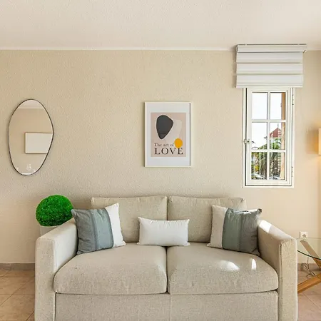 Oasi La Caleta Apartment *