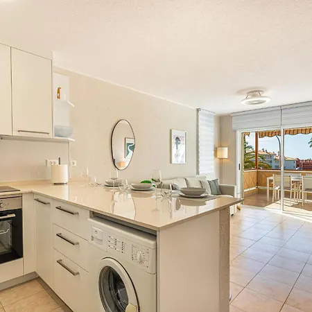 Oasi La Caleta * 아데제