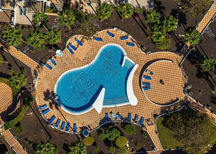 Oasi La Caleta 아데제