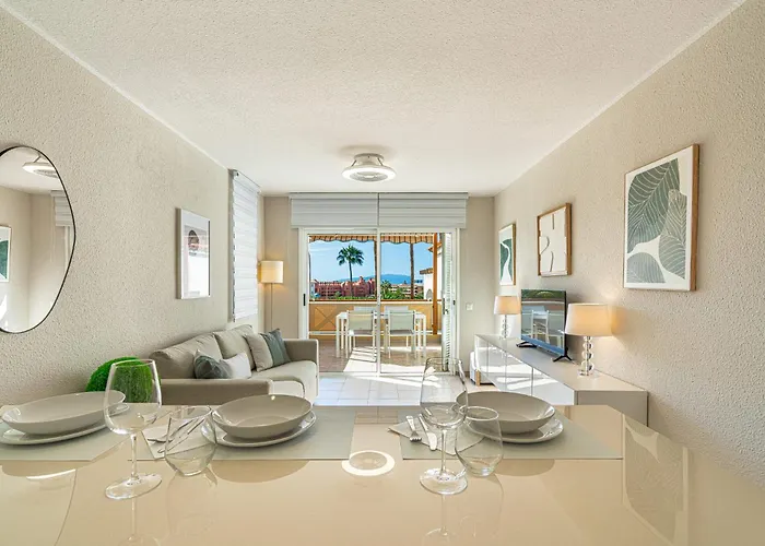 Oasi La Caleta 아파트 *