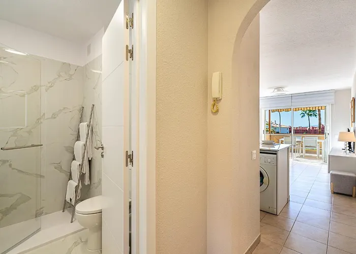 Oasi La Caleta Apartmán *