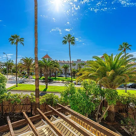Oasi La Caleta Апартаменты